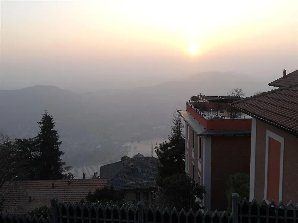 Hotel Vista Lago Brunate Italia