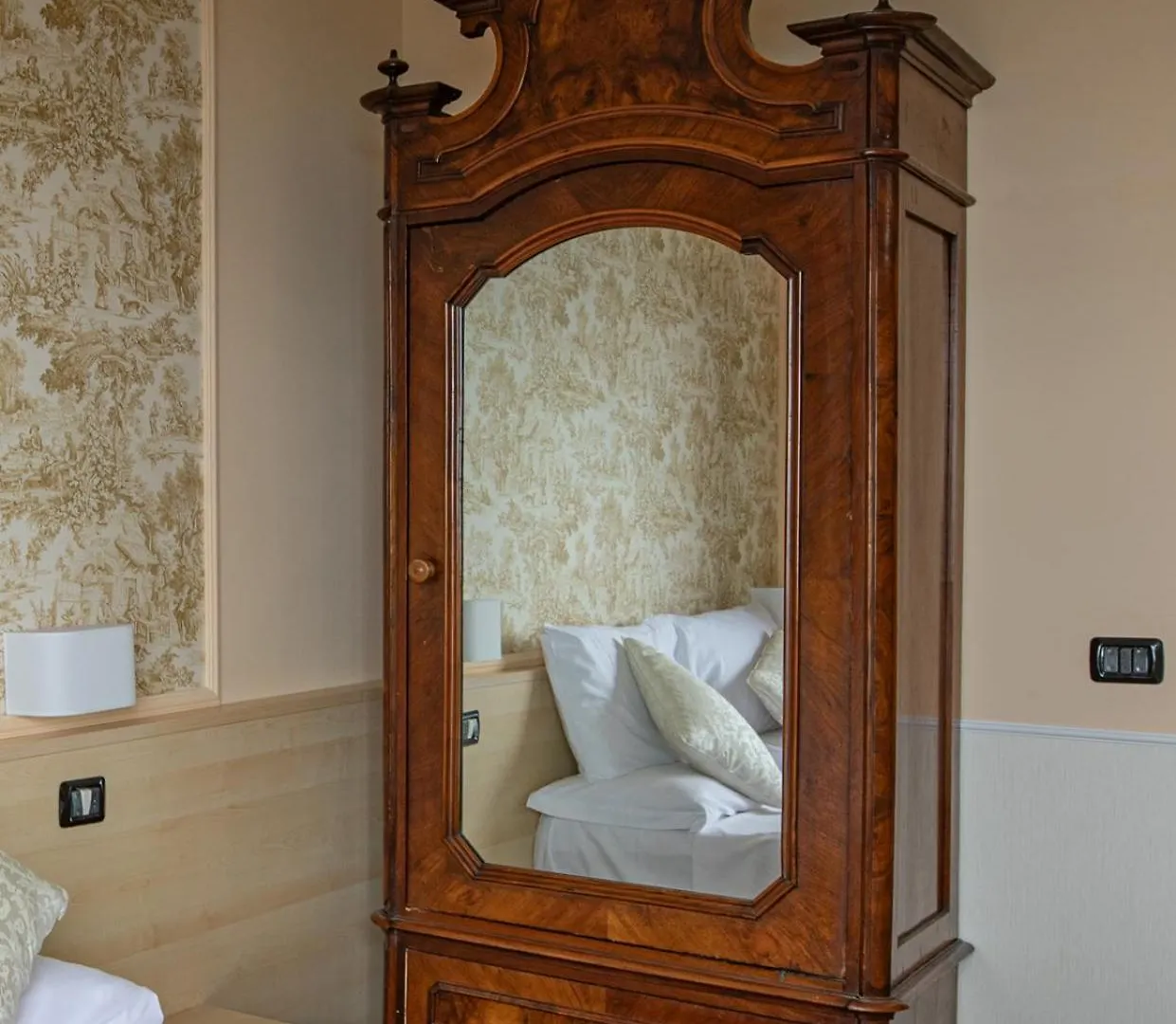 Hotel Vista Lago Brunate 3*,