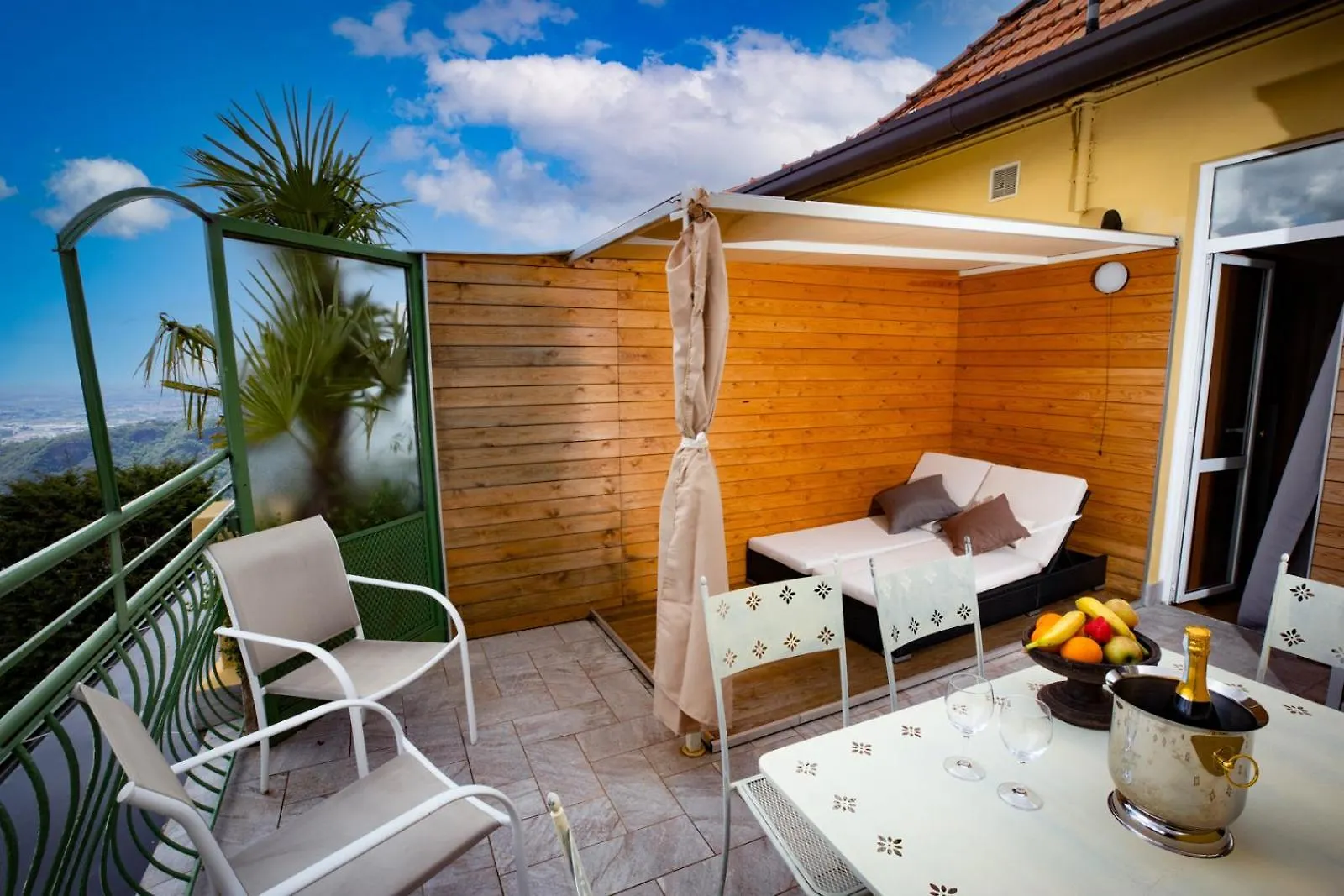 Hotel Vista Lago Brunate