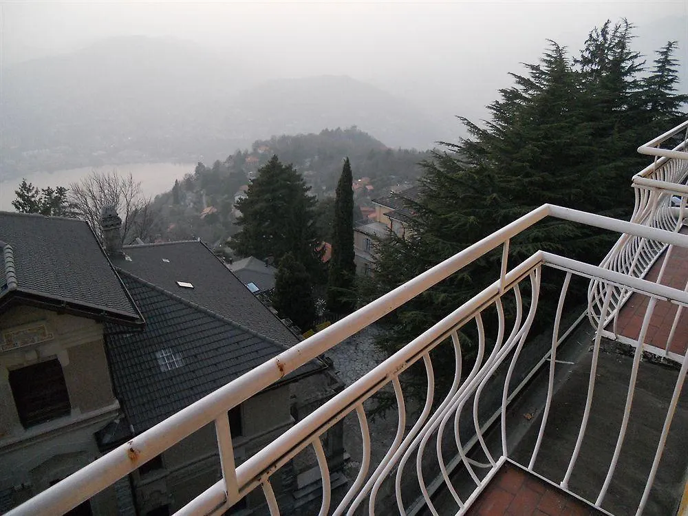 Hotel Vista Lago Brunate