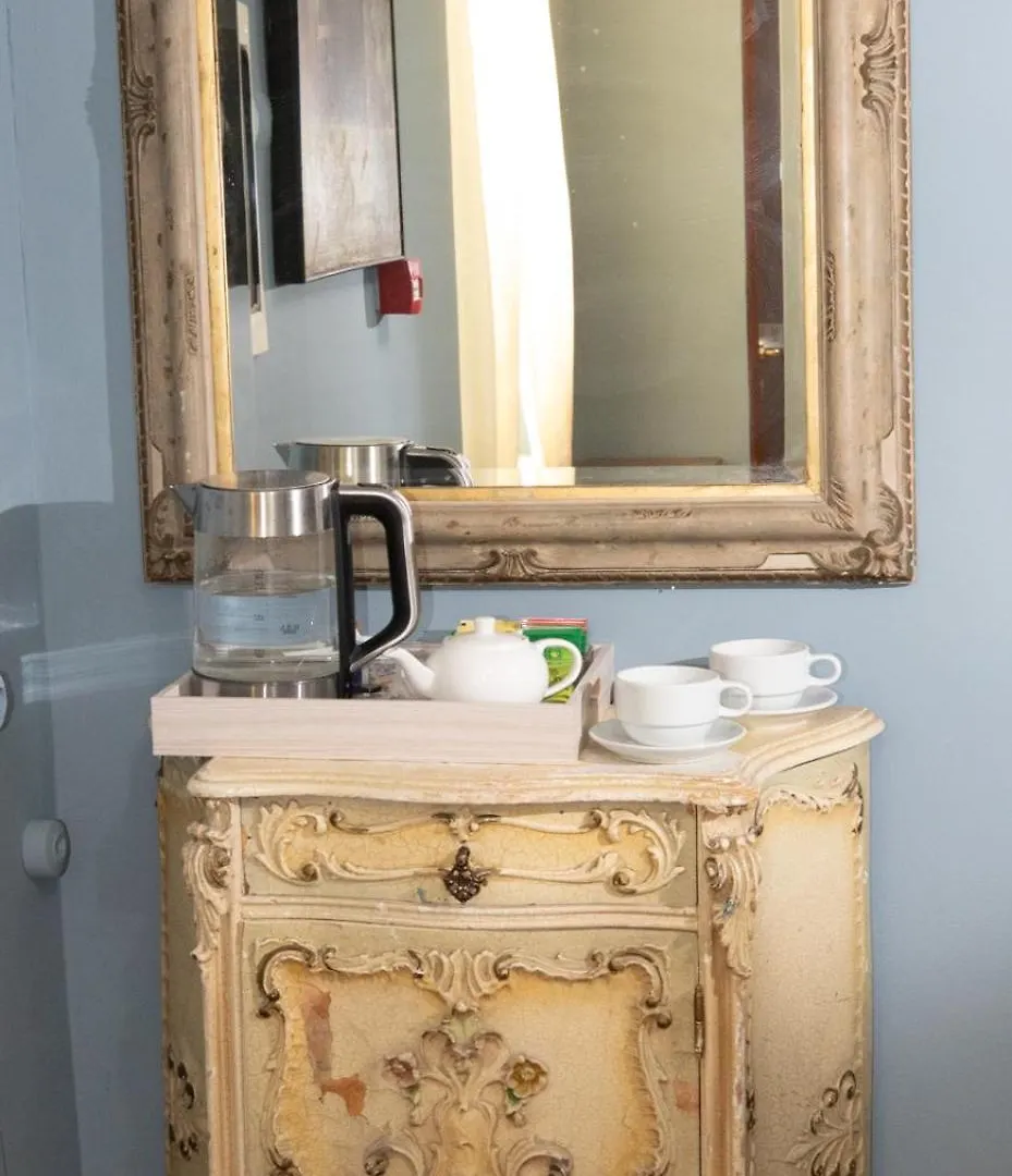 Hotel Vista Lago Brunate